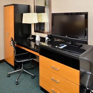 Express Kennedy Airport, An Ihg 3*, New York United States